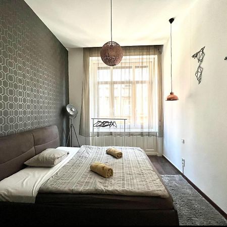 Wonderful Design Apartment In The City Centre Budapest Exteriör bild